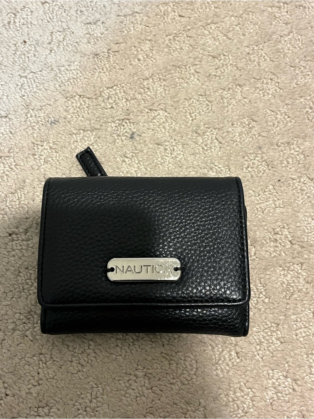 NWOT Nautica Black Pebbled Leather Small Fold Wallet